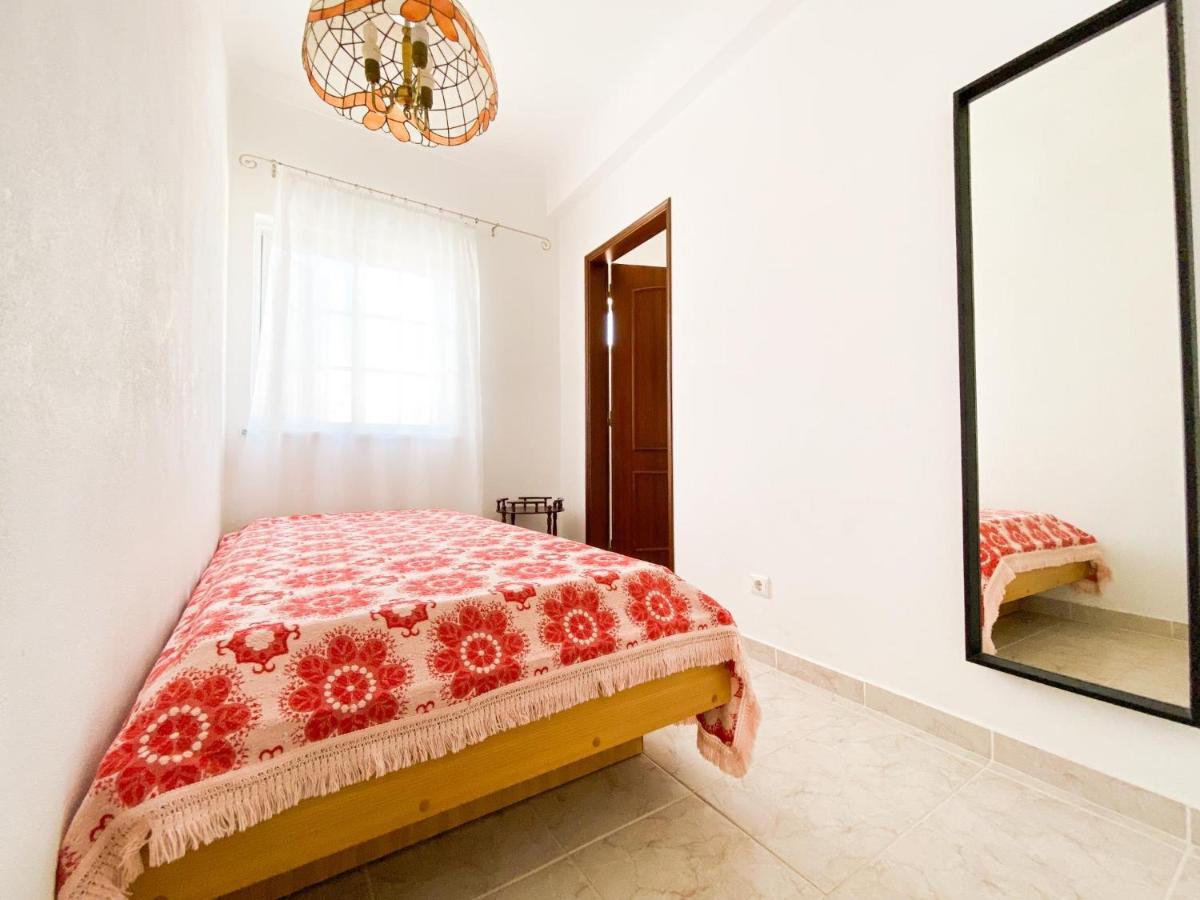 شقة Retreat With Terrace And View In Espiche #1887 المظهر الخارجي الصورة